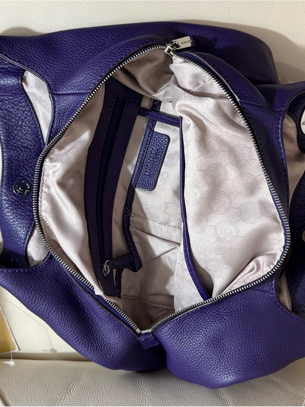 Michael Kors Purple Leather Shoulder Bag with Silver Hardware - Picture 6 of 12